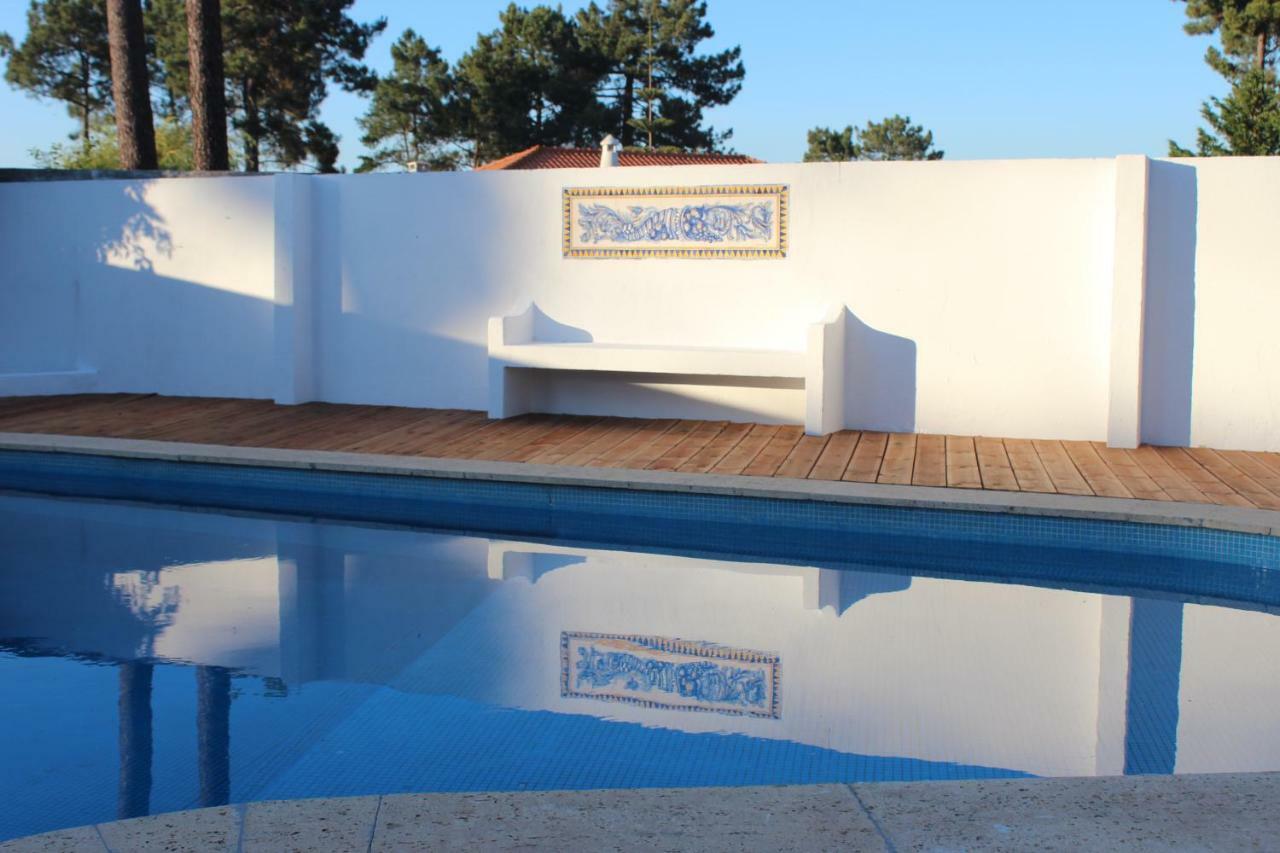 Villa Near Beach & Lisbon คอร์โฮโยส ภายนอก รูปภาพ