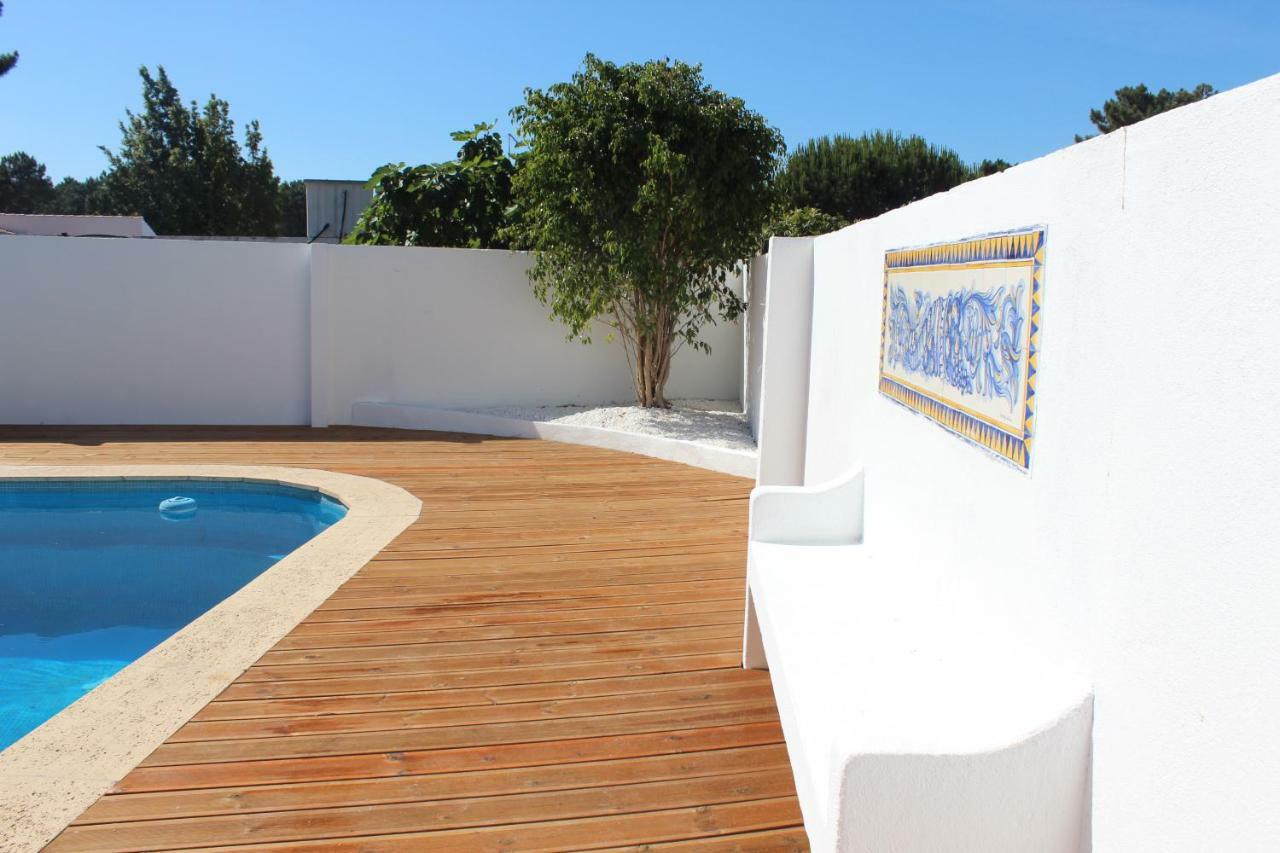 Villa Near Beach & Lisbon คอร์โฮโยส ภายนอก รูปภาพ